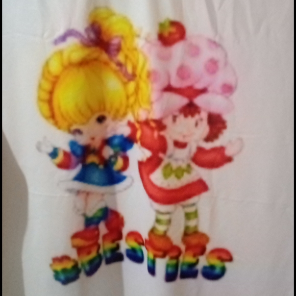🍓Strawberry Shortcake and 🌈Rainbow Brite Top🌟 - Picture 8 of 8